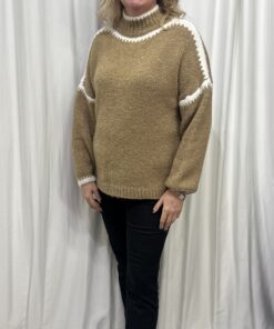 Contrast Chunky Jumper in Tan & White