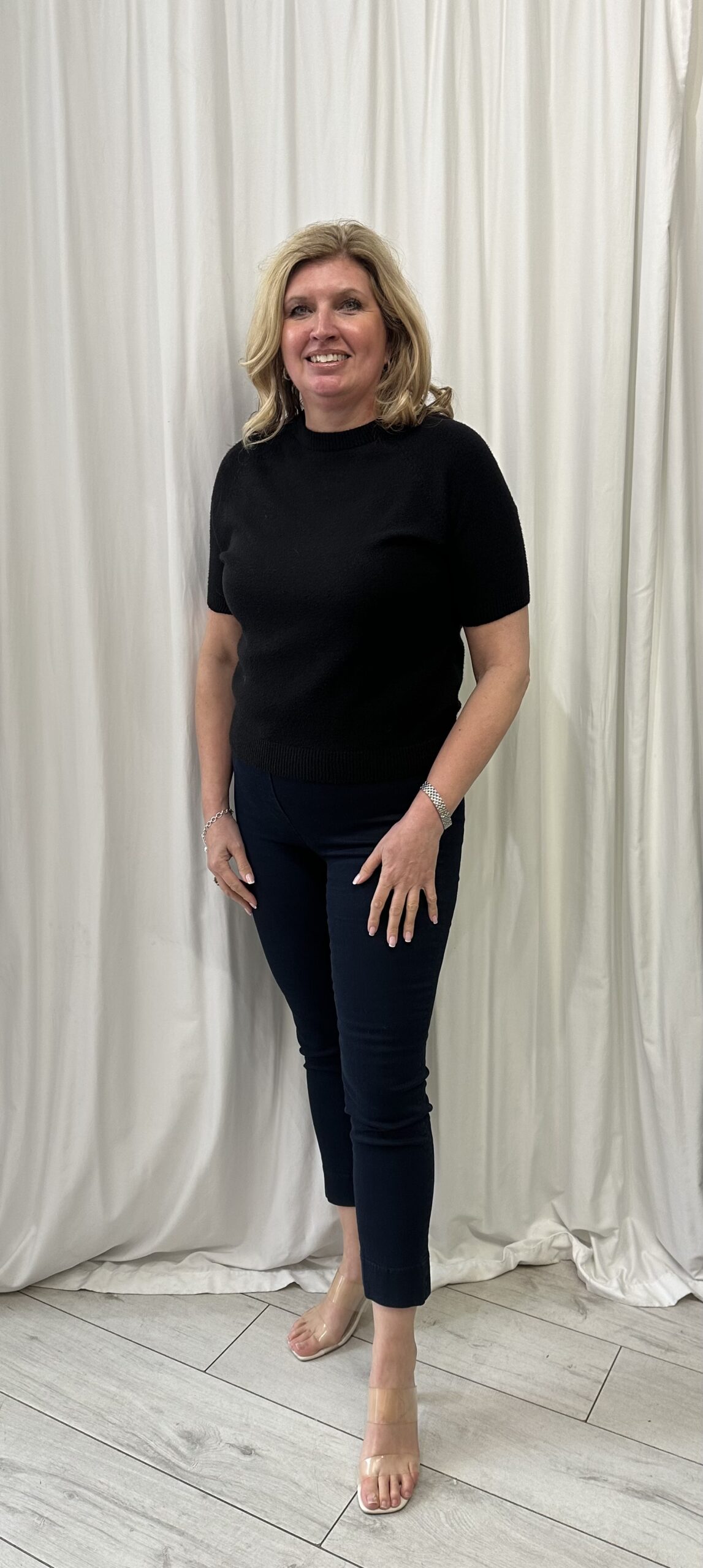 Round Neck Short Sleeve Jumper