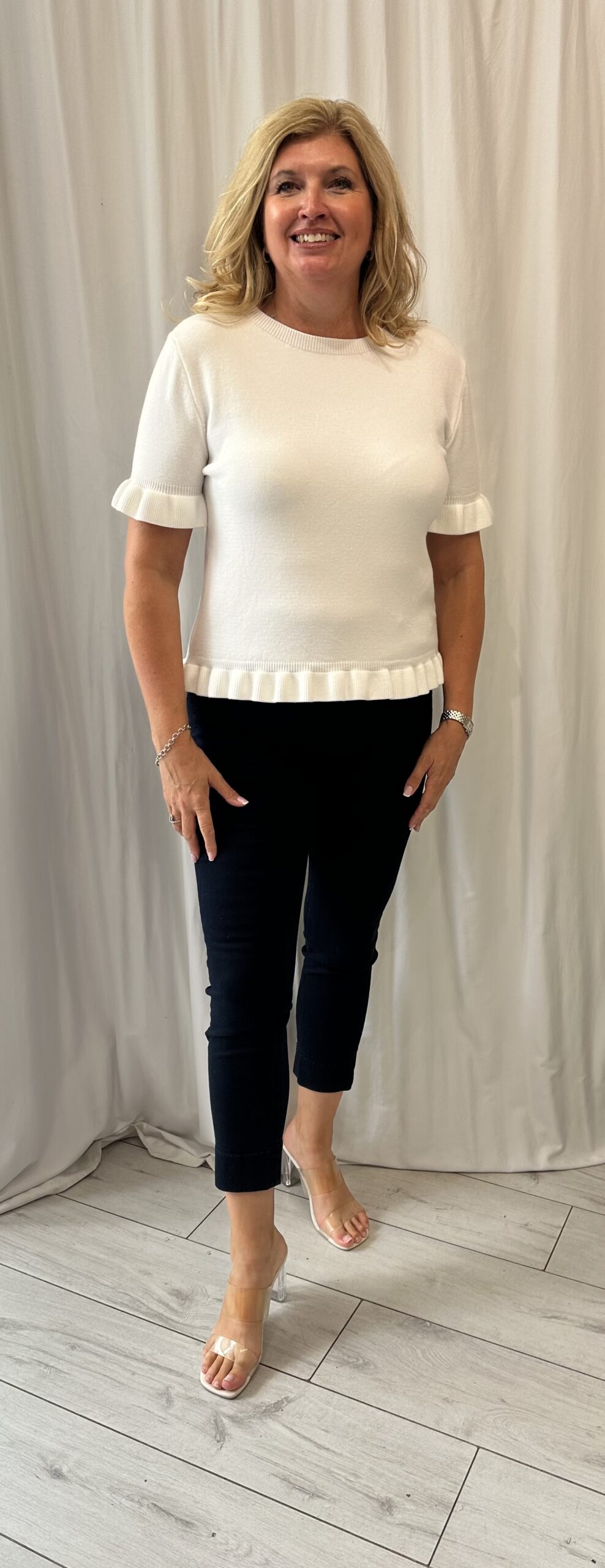 Ruffle Hem Short Sleeve Knitted Top