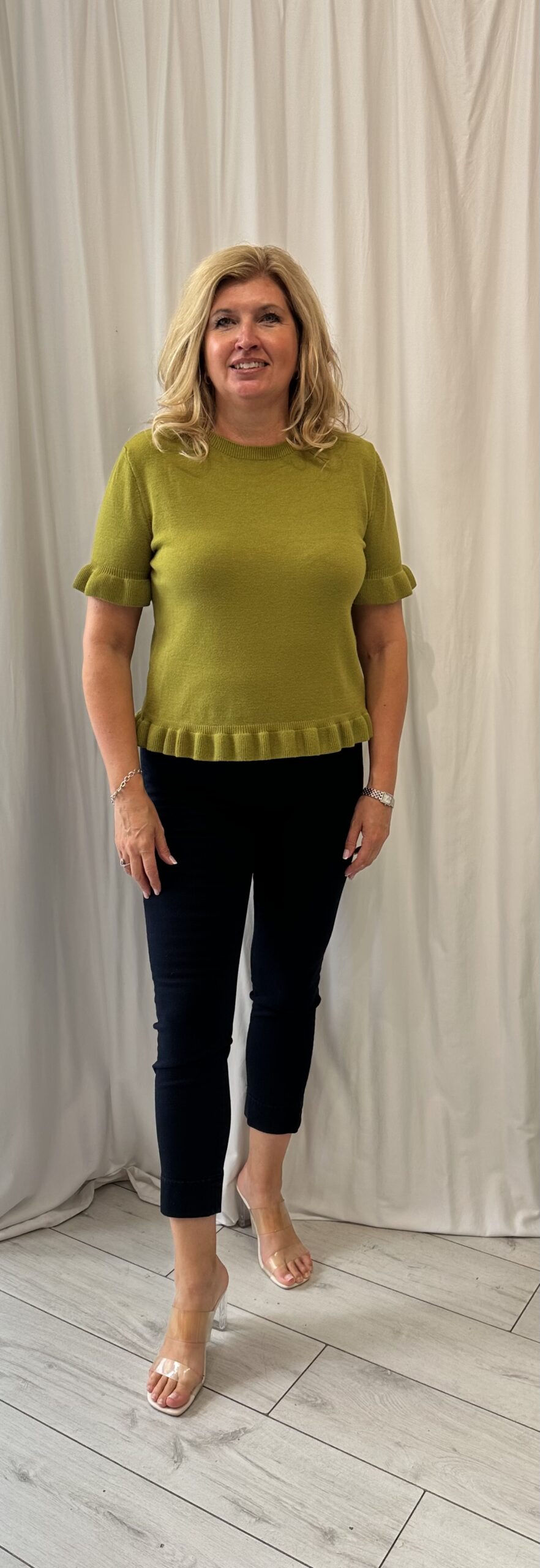 Ruffle Hem Short Sleeve Knitted Top